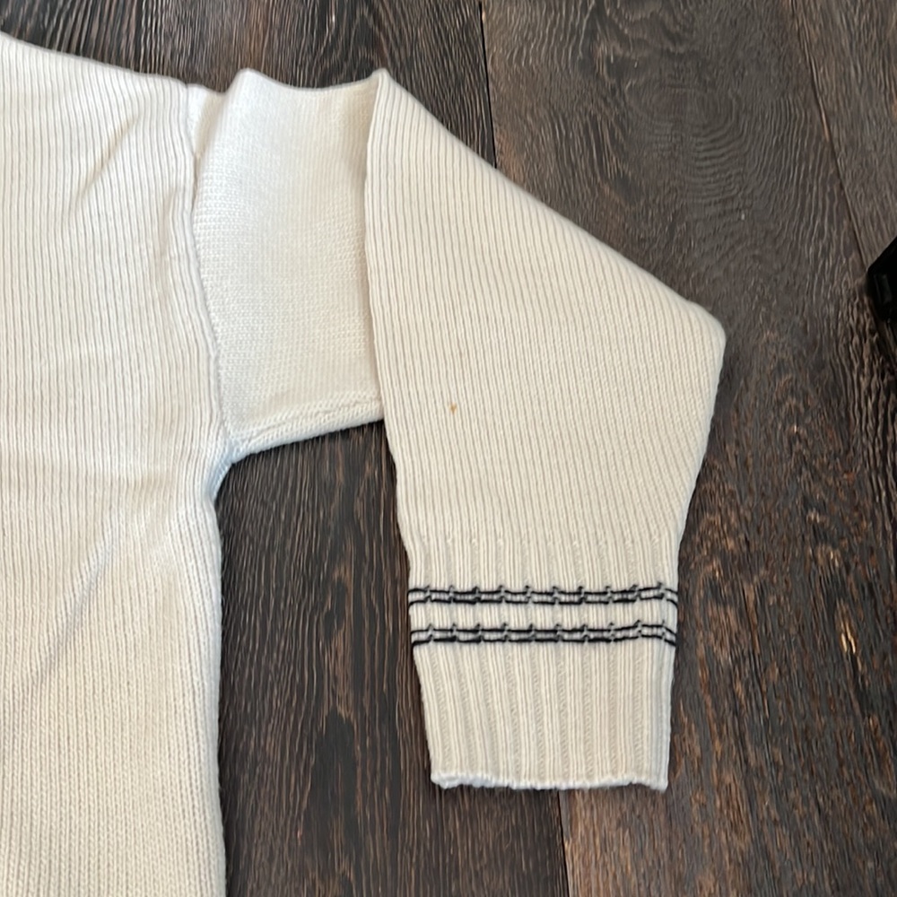 Turtle Neck Sweater - image 3